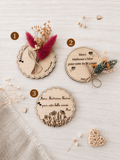 Magnet Personnalisé Maîtresse, ATSEM, Nounou ou AVS | Cadeau de Fin d'Année Scolaire en Bois