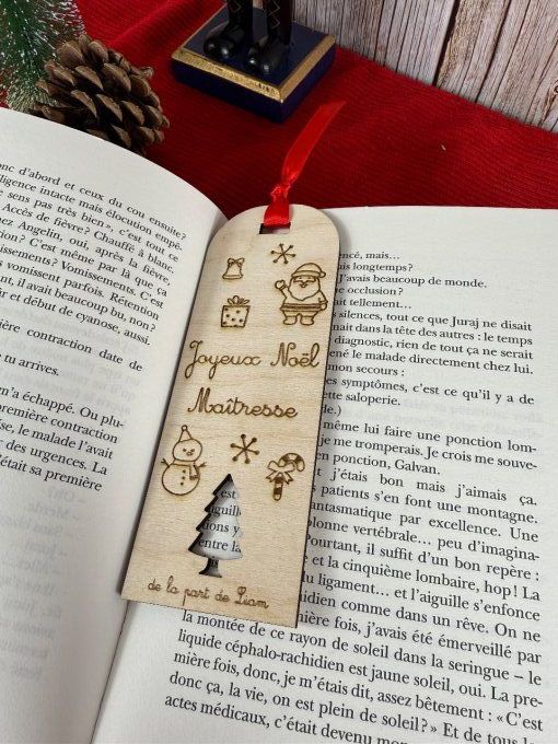 Marque page Noël en bois 